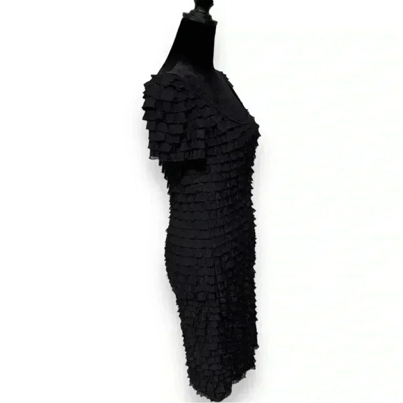 Betsy Johnson P Black Short Sleeve Ruffled Scoop Neck Bodycon Girly Minidress - Picture 16 of 16